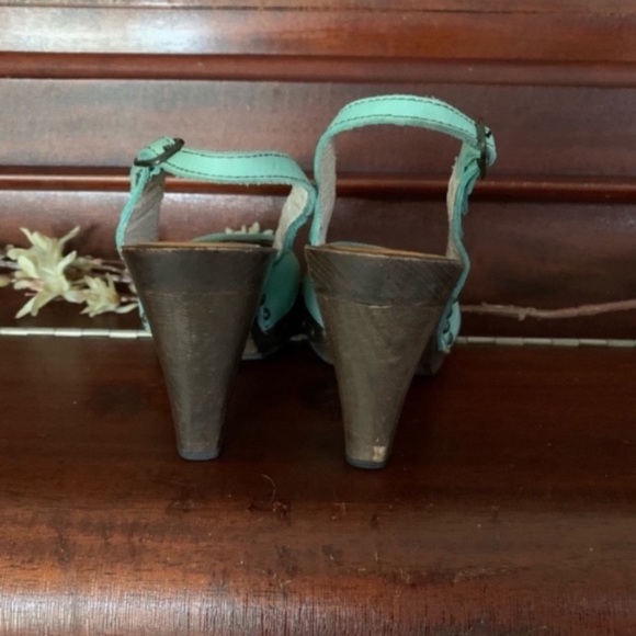 Retro Delight Jeffrey Campbell Studded Slingbacks - Picture 13 of 16